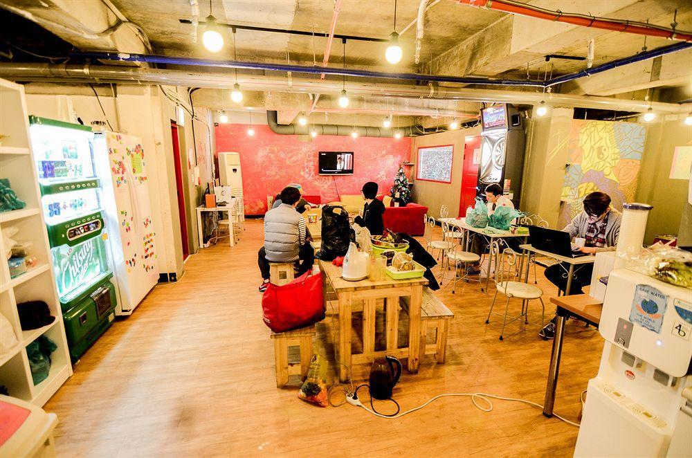 Kimchee Sinchon Guesthouse Soul Exteriér fotografie